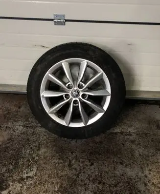 Skoda Octavia Mk3 (5E) R16 alloy rim 5E0601025B