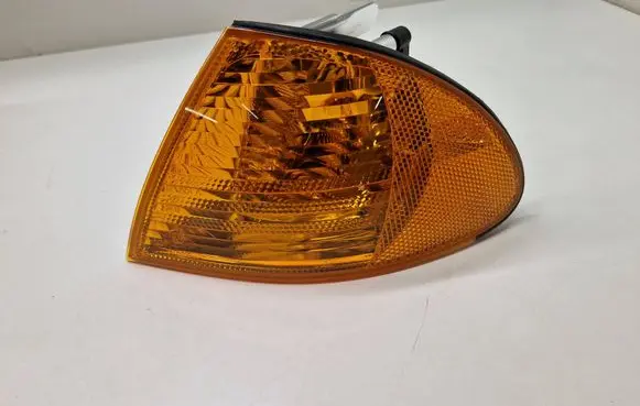 Front indicator light