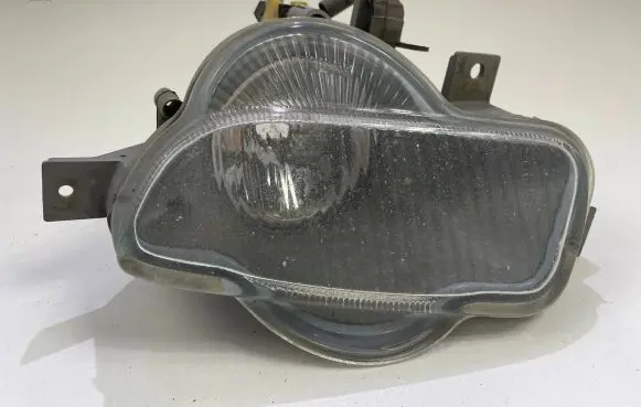 Volvo XC70 Front fog light