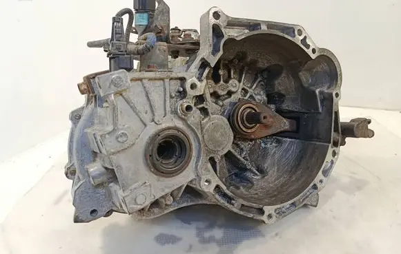 KIA Ceed Manual 5 speed gearbox R81773 014381