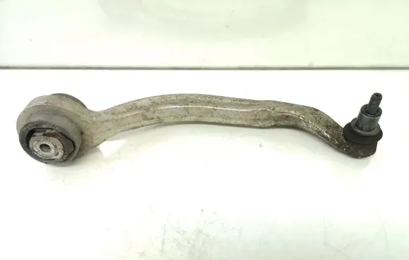 Volkswagen PASSAT B5.5 Front lower control arm/wishbone