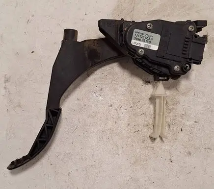 Volkswagen Golf IV Accelerator throttle pedal 6PV00777001 1J1721503H 55296