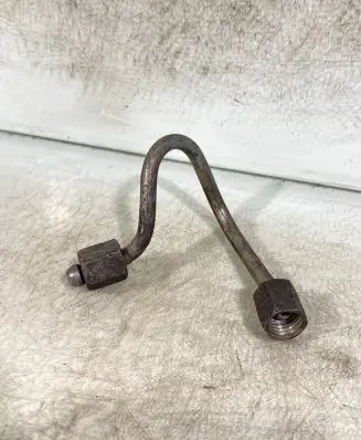 Audi A4 S4 B7 8E 8H Fuel injector supply line/pipe 