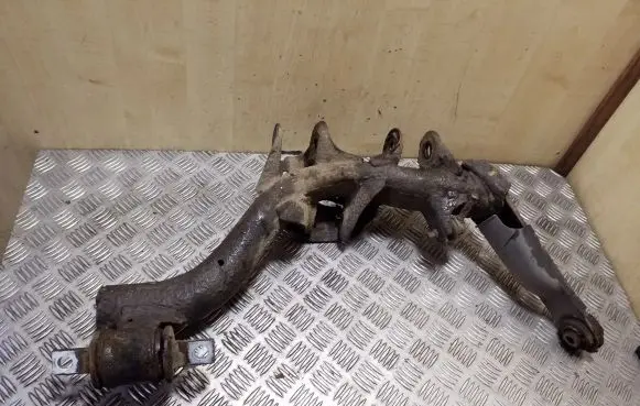 Honda CR-V Rear upper control arm/wishbone