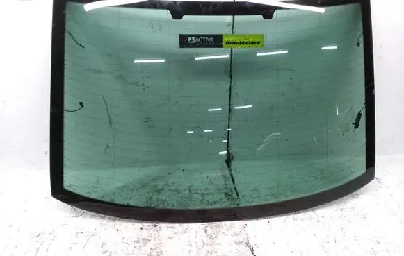 Volkswagen PASSAT B8 Rear windscreen/windshield window 