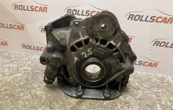 Audi A6 S6 C4 4A Oil pump 074115109B
