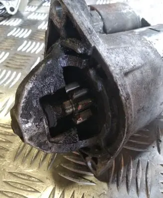 Alfa Romeo 147 Starter motor