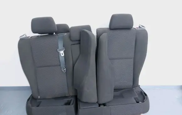 Toyota Avensis T250 Seat set 