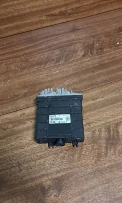 Audi A4 S4 B5 8D Engine control unit/module 028906021F 0281001366