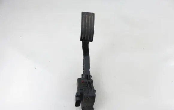 Volvo V50 Accelerator throttle pedal 4M519F836CH