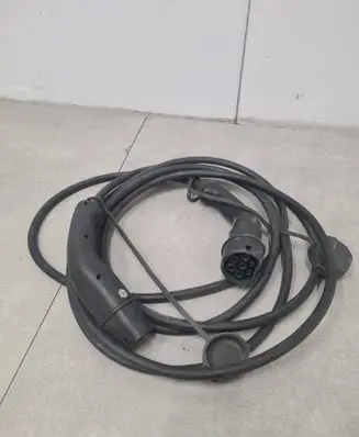 Nissan Leaf II (ZE1) Electric car charging cable 3332953403
