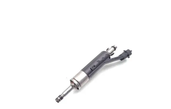 Opel Grandland X Fuel injector 9822715980