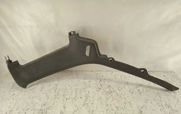 Volvo V70 (C) pillar trim 1882