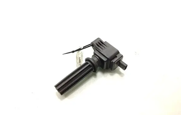Ford Focus High voltage ignition coil CM5E-12A366-BC