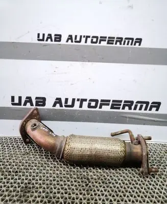 Hyundai i40 Muffler pipe connector clamp 893512A631