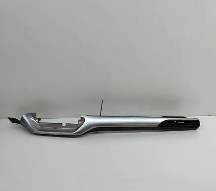 Dashboard glove box trim