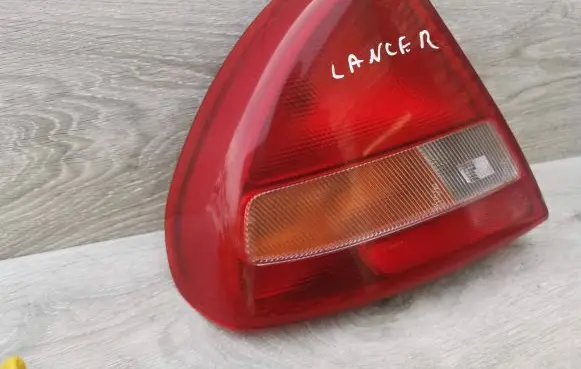 Mitsubishi Lancer Rear/tail lights