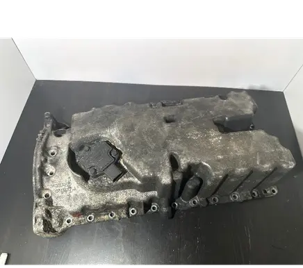 Volvo V70 Oil sump 30713677A