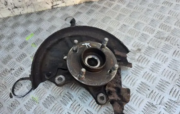 Ford B-MAX Front wheel hub AY1C3K171B1A 8V512C204CB