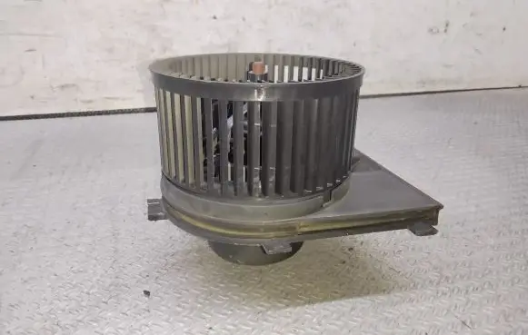 Volkswagen New Beetle Heater fan/blower 1J1819021A
