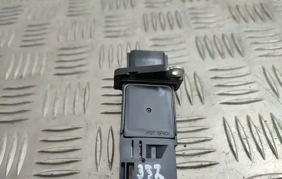 Nissan 370Z Mass air flow meter 226807S000