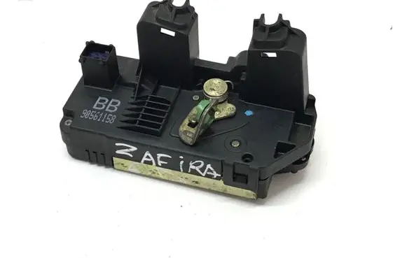 Opel Zafira A Rear door lock 90561158