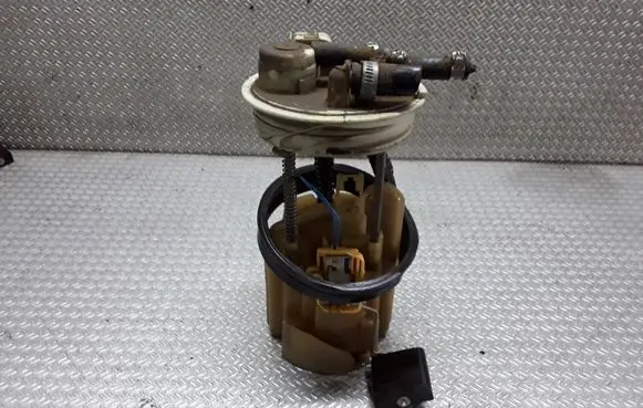 Mercedes-Benz Vito Viano W638 Fuel level sensor 2034710813