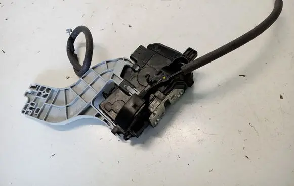 Rear door exterior handle