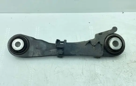 BMW 5 G30 G31 Rear upper control arm/wishbone 6867537