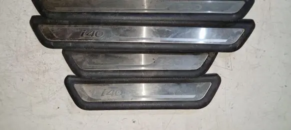 Hyundai i40 sill trim set (inner) 858733Z100