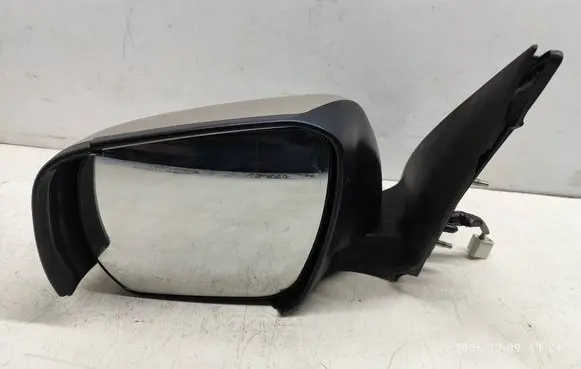 Suzuki Grand Vitara II Front door electric wing mirror