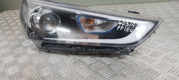 Hyundai Ioniq Headlight/headlamp 92102G2120