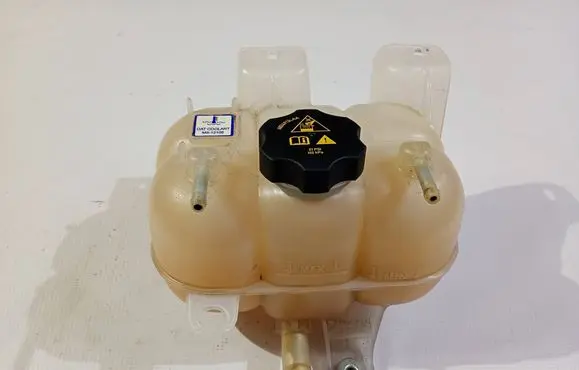 Chrysler Pacifica Coolant expansion tank/reservoir 68217323AA