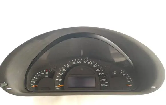 Mercedes-Benz C W203 Speedometer (instrument cluster) A2035403911