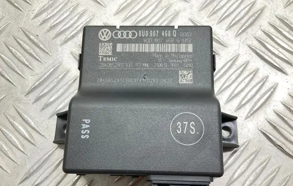 Audi Q3 8U Gateway control module 8U0907468Q