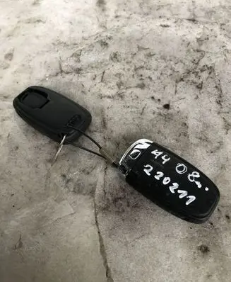 Audi A4 S4 B8 8K Ignition key/card 