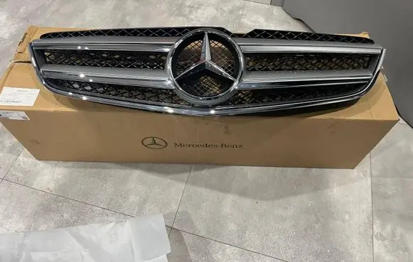 Mercedes-Benz CL C216 Front grill a2168800683 a2168801283 a2168800783