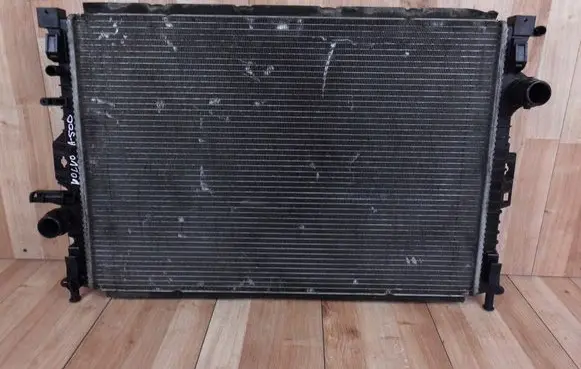 Volvo XC60 Coolant radiator 36002451 36000106