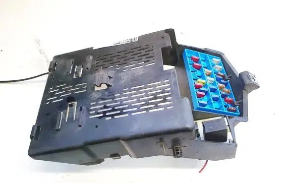 Renault Megane I Fuse box set 7703397911 1096046 77033979111096046