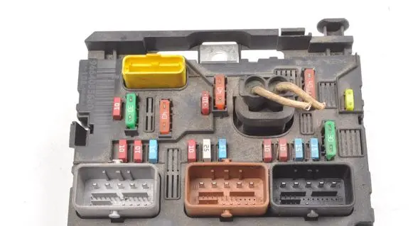 Citroen C4 I Picasso Fuse box set 9664055680