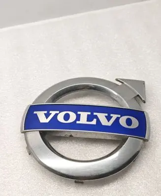 Volvo XC60 Manufacturer badge logo/emblem 30796426 30796425