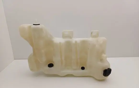 BMW 5 E39 Windshield washer fluid reservoir/tank 8364941A