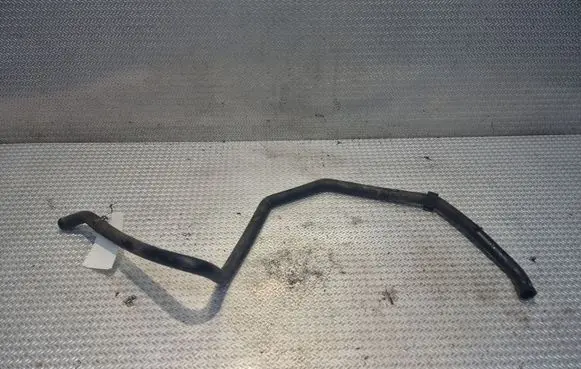 Coolant pipe/hose