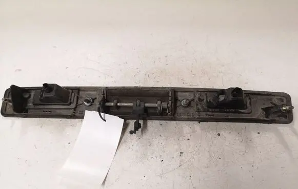 Volvo V70 Trunk door license plate light bar 9203101