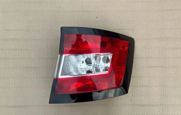 Skoda Fabia Mk3 (NJ) Rear/tail lights 6V9945096