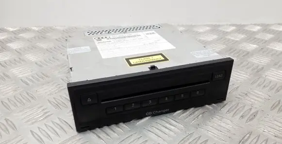 CD/DVD changer