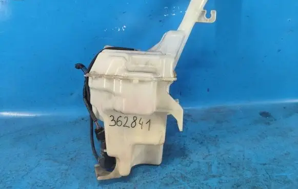 Hyundai Accent V Windshield washer fluid reservoir/tank 986101R110