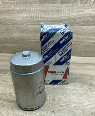 Audi 100 200 5000 C3 Oil filter cover 1457434192