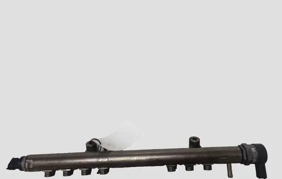 Volvo V60 Fuel main line pipe 0445215025 30777759