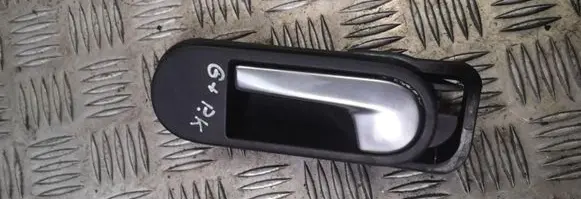 Volkswagen Golf Plus Front door interior handle 5m0837197